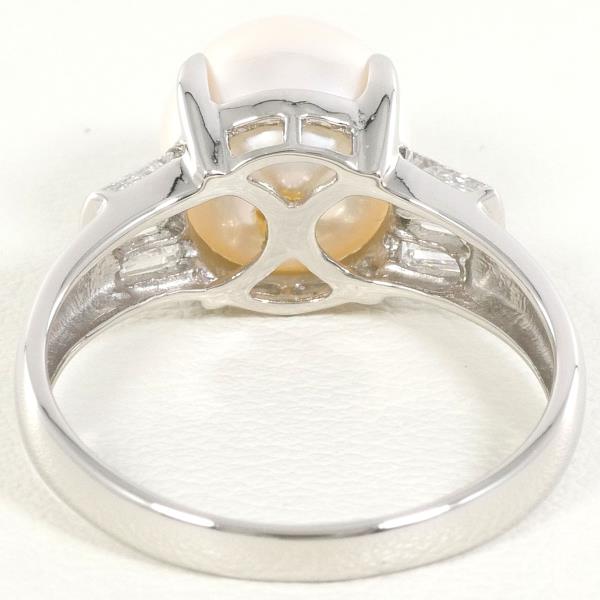 PT900 Platinum Pearl Ring with Diamond in Excellent Condition