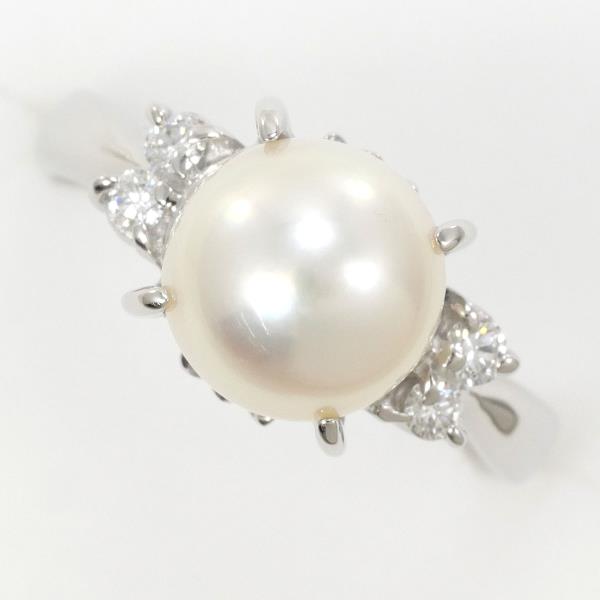 PT900 Platinum Pearl Ring with Diamond in Excellent Condition