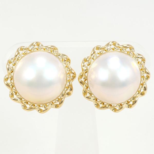 K18 Yellow Gold Mabe Pearl Earrings in Excellent Condition