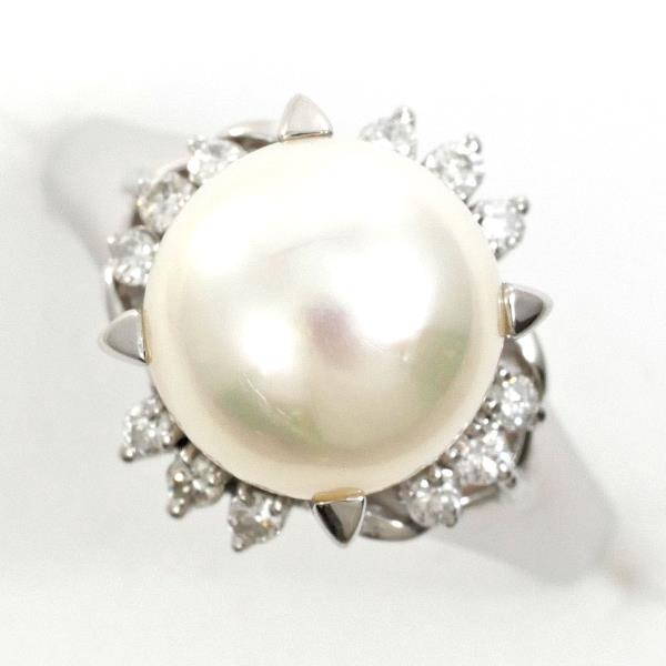 PT900 Platinum Pearl Ring with Diamond in Excellent Condition