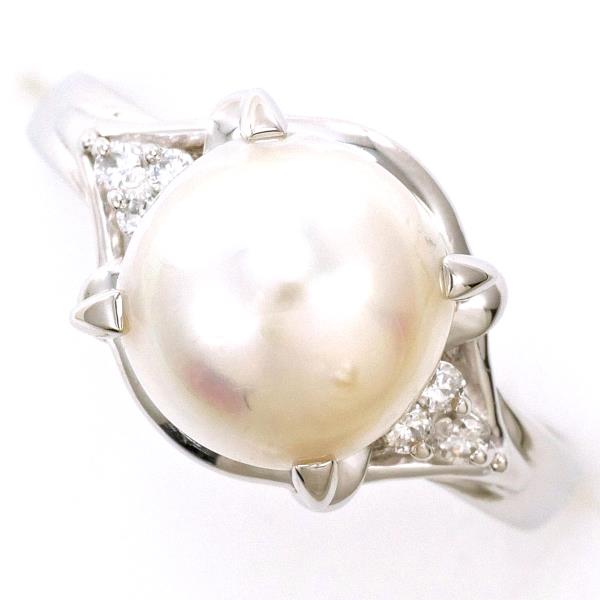 PT900 Platinum Pearl Ring with Diamond