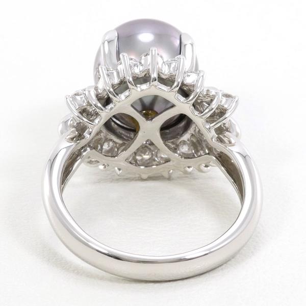 PT900 Platinum Ring with Black Pearl and Diamond in Excellent Condition