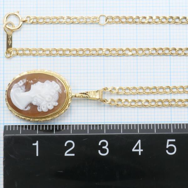 K18 Yellow Gold Shell Cameo Necklace in Excellent Condition