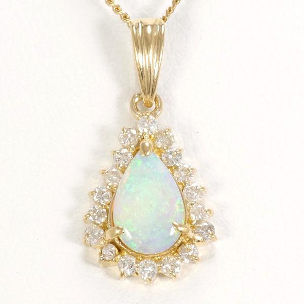 K18 Yellow Gold Opal Diamond Necklace in Excellent Condition