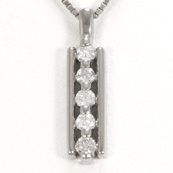 K14 White Gold Diamond Necklace in Excellent Condition