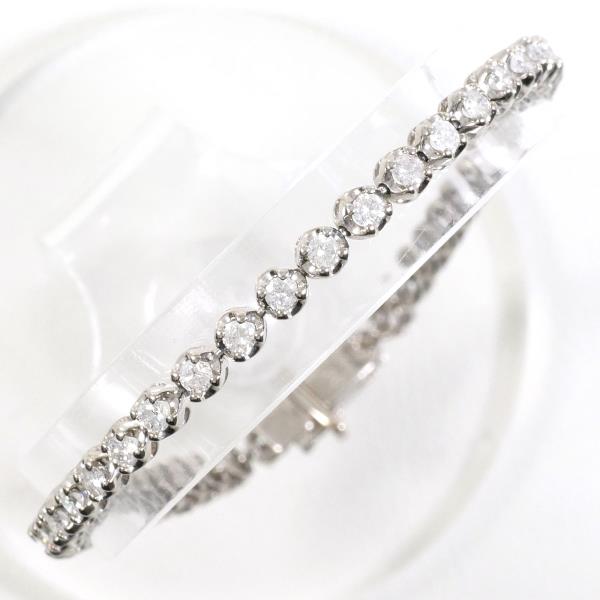 PT900 Platinum K14WG Diamond Bracelet in Excellent Condition