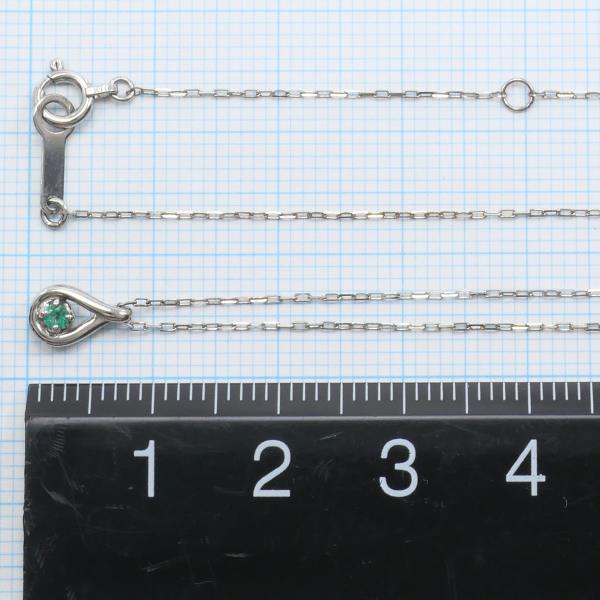 4℃ K10 White Gold Emerald Diamond Necklace in Pristine Condition