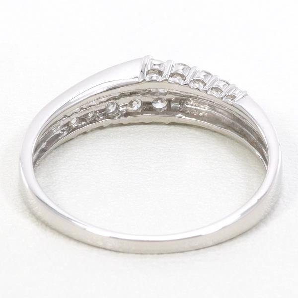 PT900 Platinum Diamond Ring 18号 in Excellent Condition