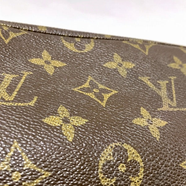 Louis Vuitton Monogram Toiletry Clutch M47522 in Good Condition