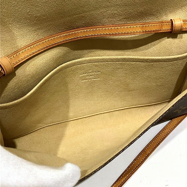 Louis Vuitton Monogram Pochette Twin GM Shoulder Bag M51852 in Good Condition