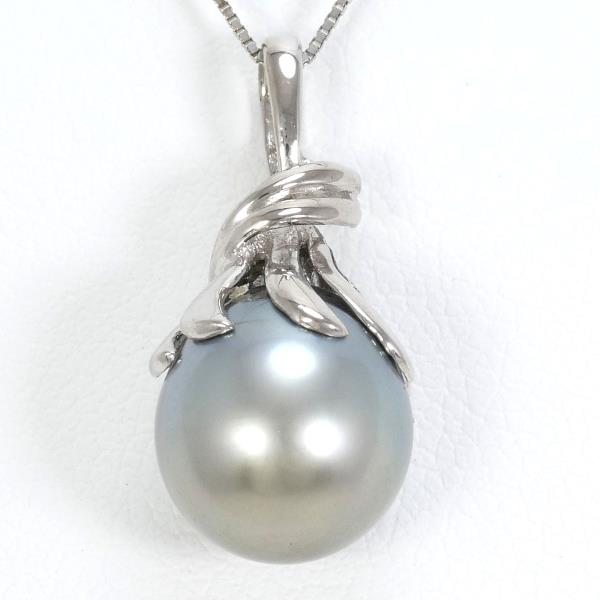 K18 White Gold Pearl Necklace in Pristine Condition