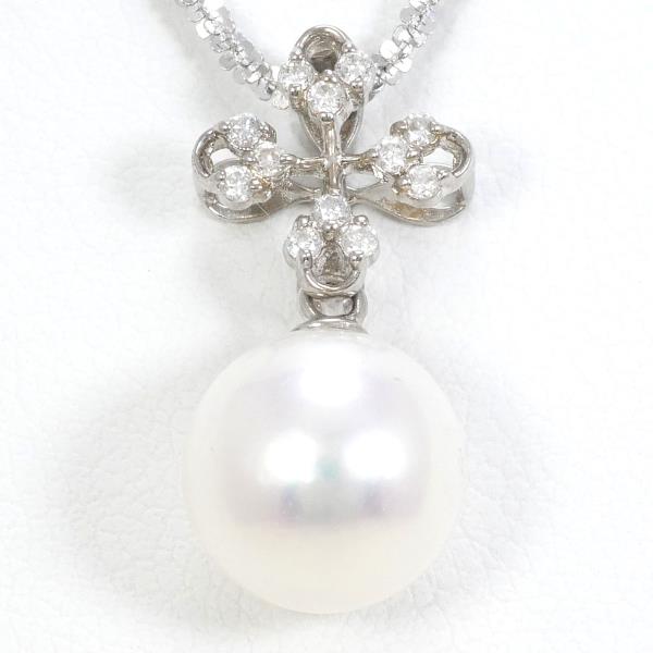 K18 White Gold Pearl Necklace 45cm in Great Condition