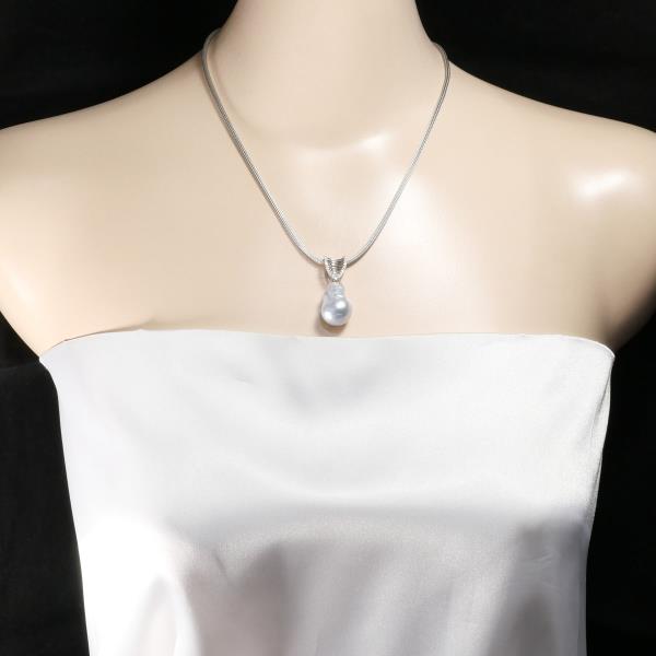 K18 White Gold Pearl Necklace with Diamond