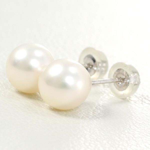 K14 White Gold Pearl Earrings in Excellent Condition