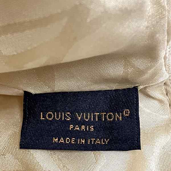 Louis Vuitton Iconic Cap M7051M Beige in Good Condition