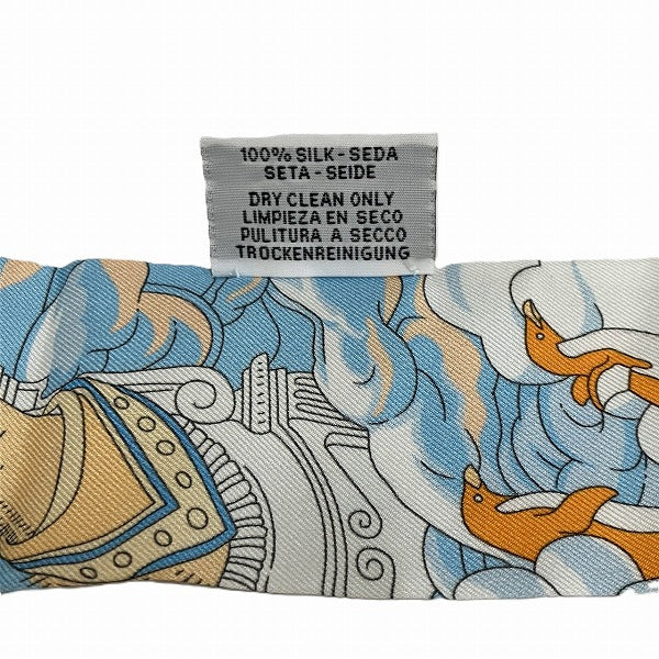 Hermes Silk Scarf SUR MON NUAGE in Great Condition