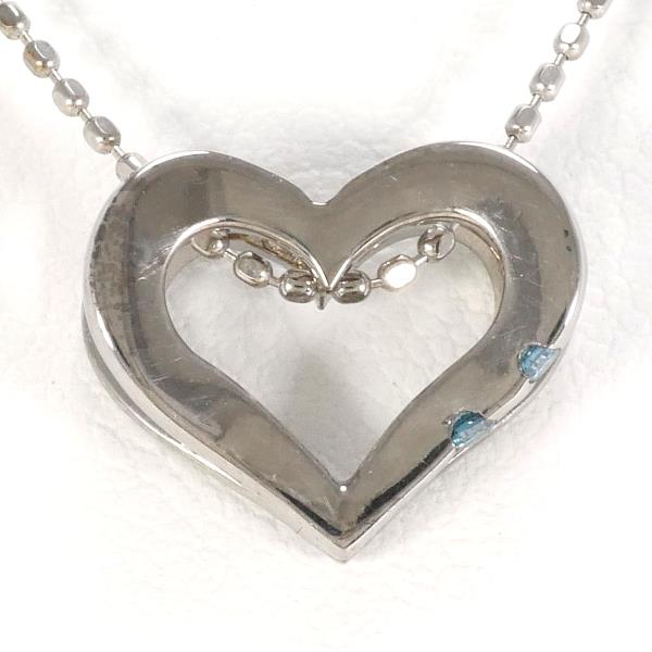 K18 White Gold Blue Diamond Necklace