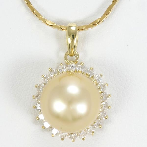 K18 Yellow Gold Necklace with Pearl and Diamond in Excellent Condition