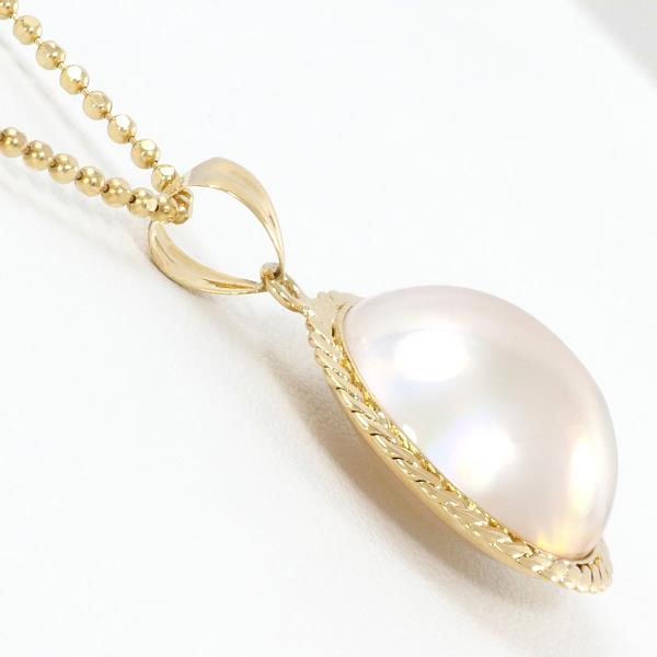 K18 Yellow Gold Necklace with Mabe Pearl in Excellent Condition