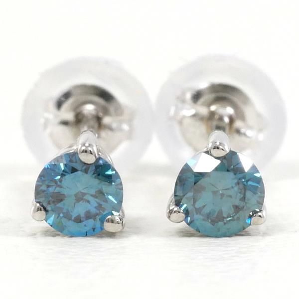 K18 White Gold Blue Diamond Earrings