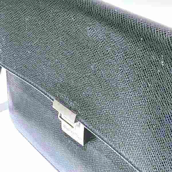 Louis Vuitton Taiga Selenga Clutch Bag M30782 in Good Condition