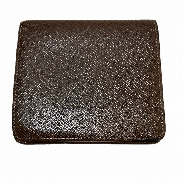 Louis Vuitton Taiga Leather Bifold Wallet M30452 in Good Condition