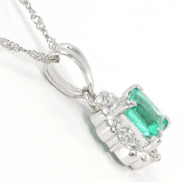 PT900 Platinum Emerald Necklace in Pristine Condition