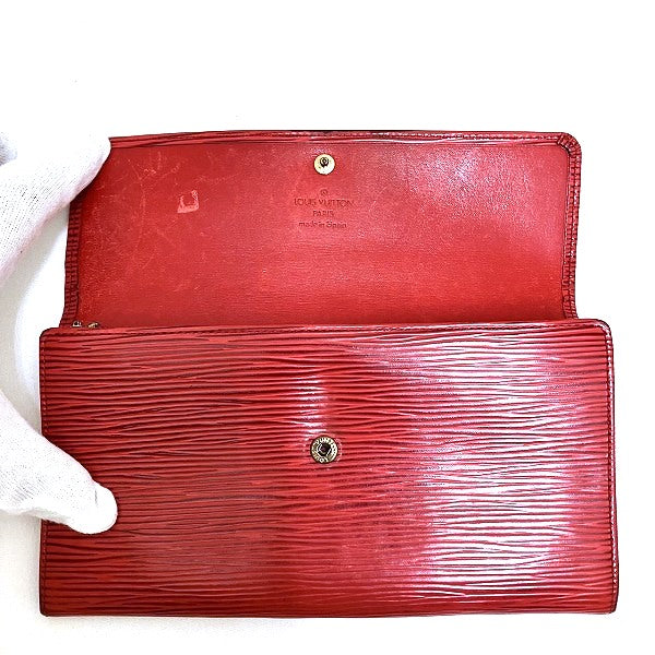 Louis Vuitton Epi Leather Pochette Porte Monnaie Credit Long Wallet M6357E in Fair Condition