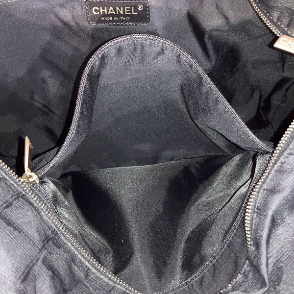 Chanel Nylon Canvas Leather Tote GM A15825 in Good Condition