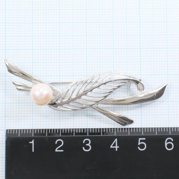 Silver Pearl Pendant Brooch in Pristine Condition