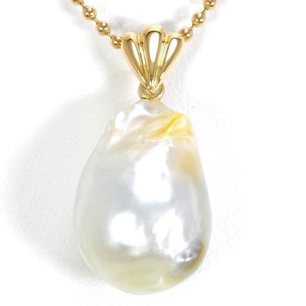 K18 Yellow Gold Pearl Necklace in Excellent Condition