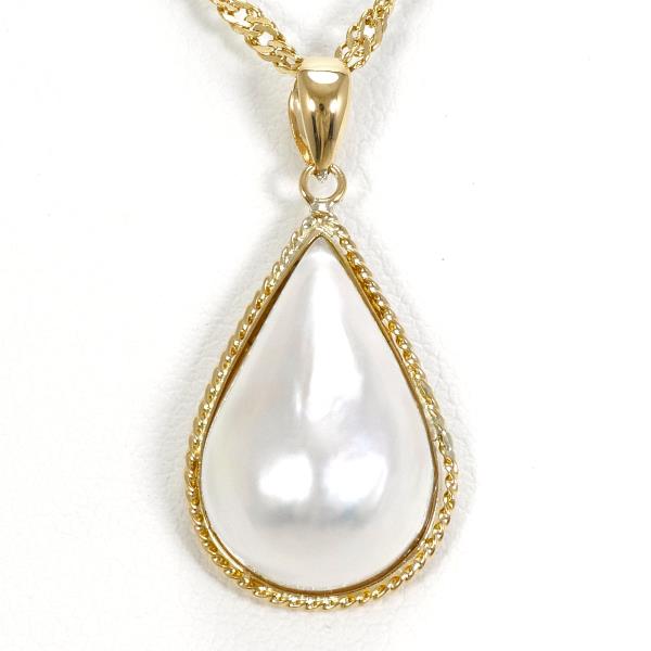 K18 Yellow Gold Necklace with Mabe Pearl in Excellent Condition