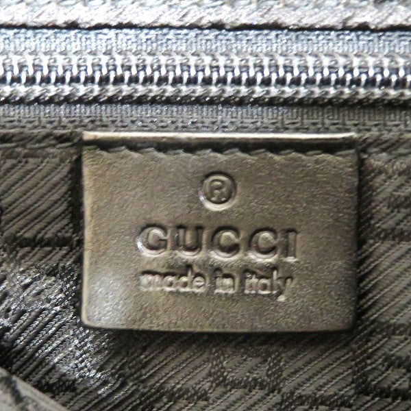 Gucci Canvas Leather Shoulder Bag in Good Condition