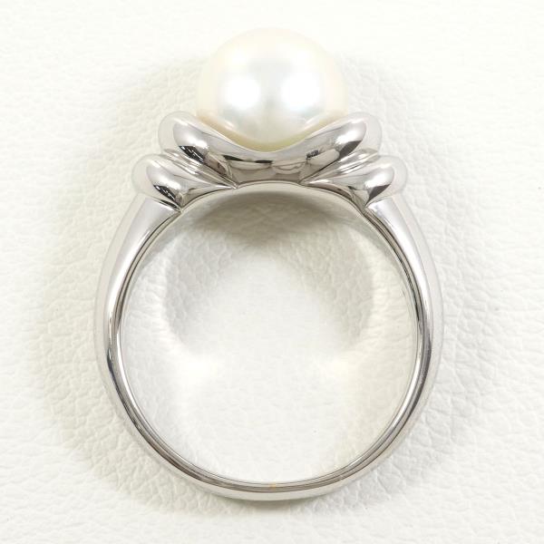 K18 White Gold Ring with Akoya Pearl, Size 12.5 in Excellent Condition