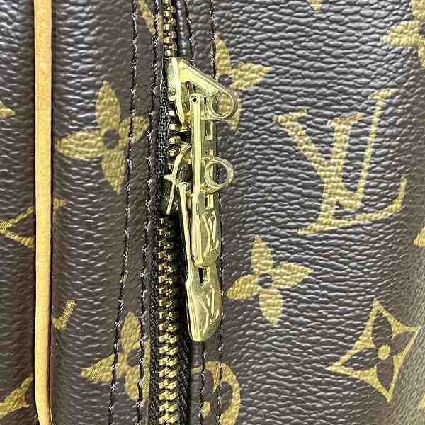 Louis Vuitton Monogram Excursion Handbag M41450 in Good Condition