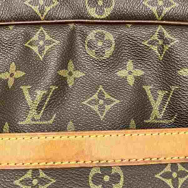 Louis Vuitton Monogram Reporter GM Shoulder Bag