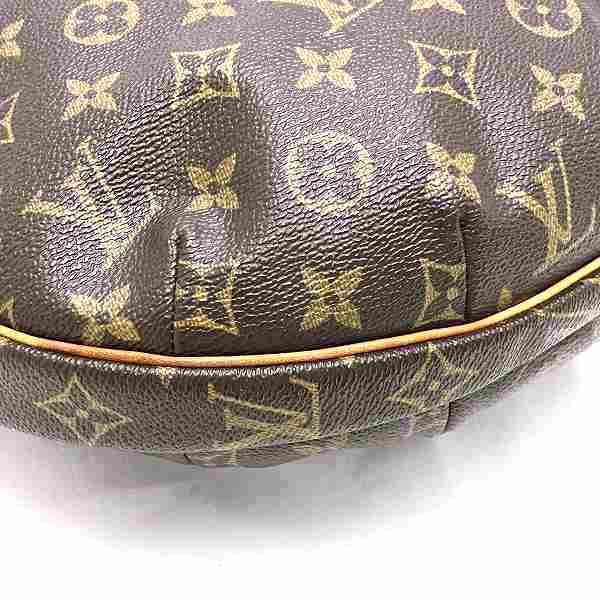 Louis Vuitton Croissant MM Monogram Shoulder Bag