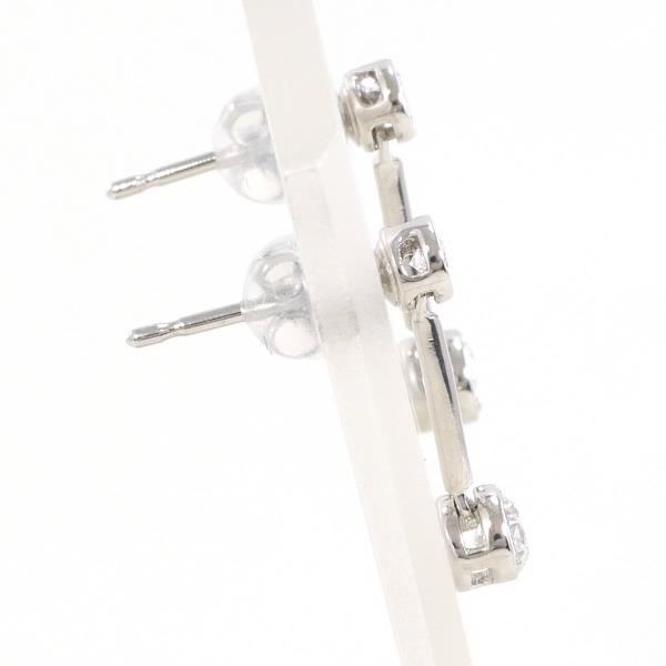 PT900 Platinum Diamond Earrings in Excellent Condition