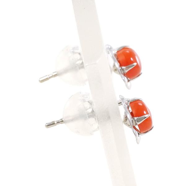 K14 White Gold Coral Earrings in Excellent Condition