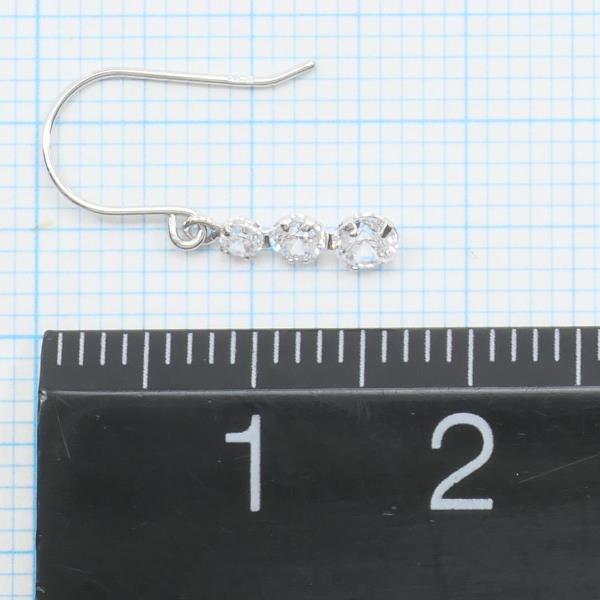 K10 White Gold Zirconia Earrings in Excellent Condition