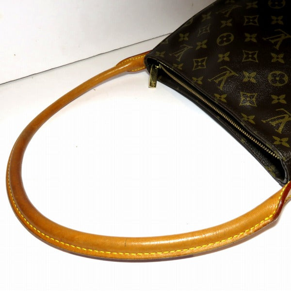 Louis Vuitton Looping MM Monogram Shoulder Bag in Good Condition