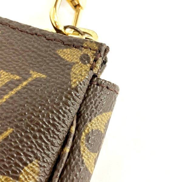 Louis Vuitton Monogram Pochette Accessoires Bag in Good Condition