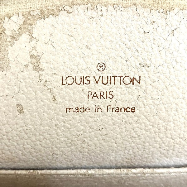 Louis Vuitton Monogram Pouch M47520 in Fair Condition