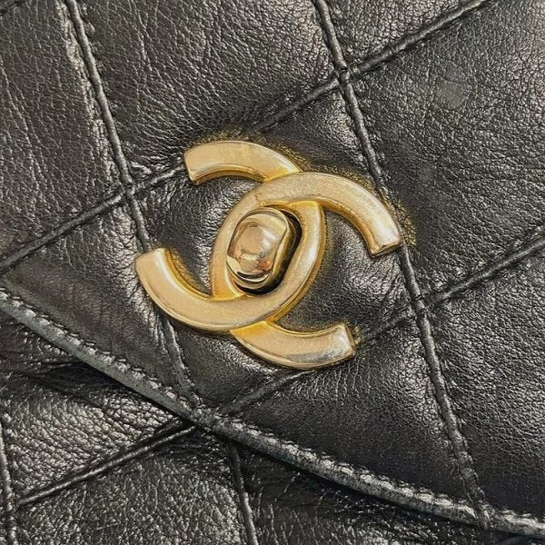 Chanel Bicolore Chain Waist Bag in Good Condition