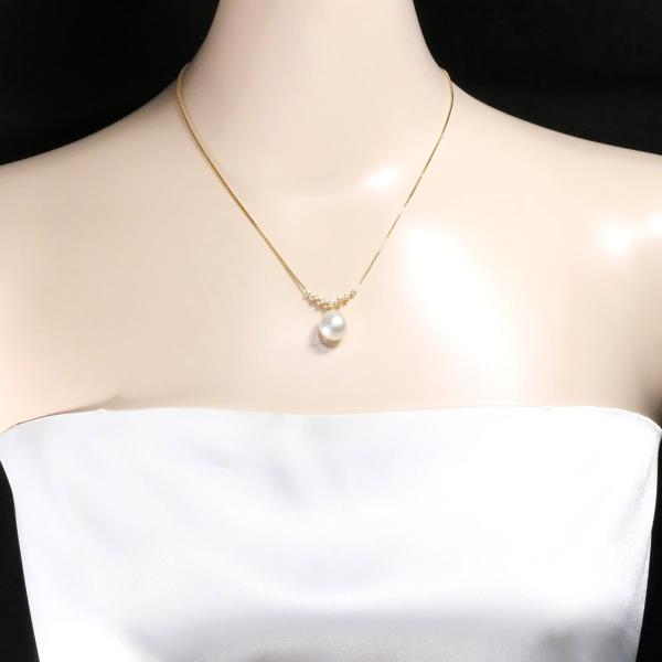 K18 Yellow Gold Pearl Diamond Necklace in Excellent Condition