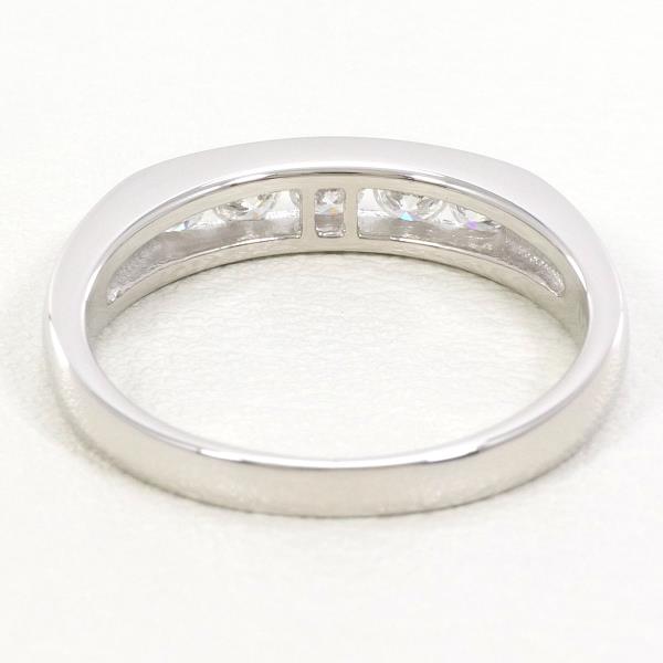 PT900 Platinum Diamond Ring Size 8 in Excellent Condition