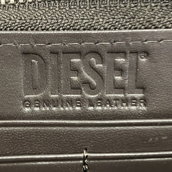 Diesel Oval D Leather Long Wallet in Pristine Condition