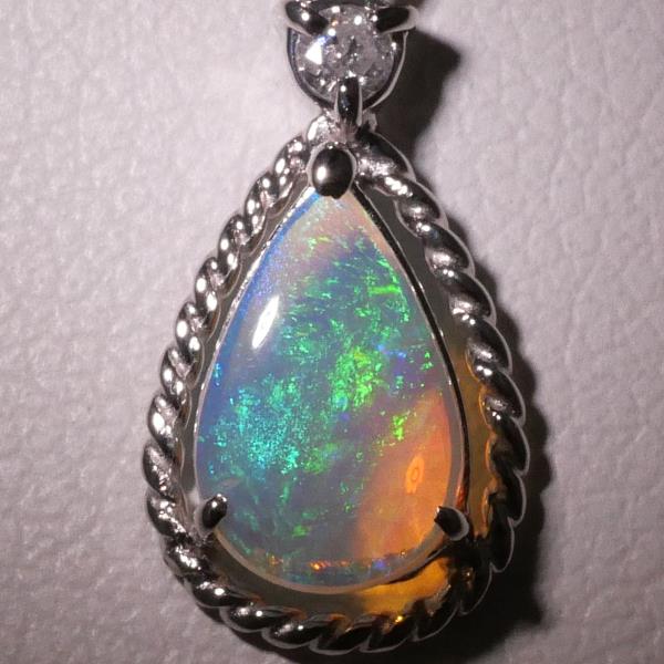 PT900 Platinum PT850 Necklace Opal Diamond in Excellent Condition