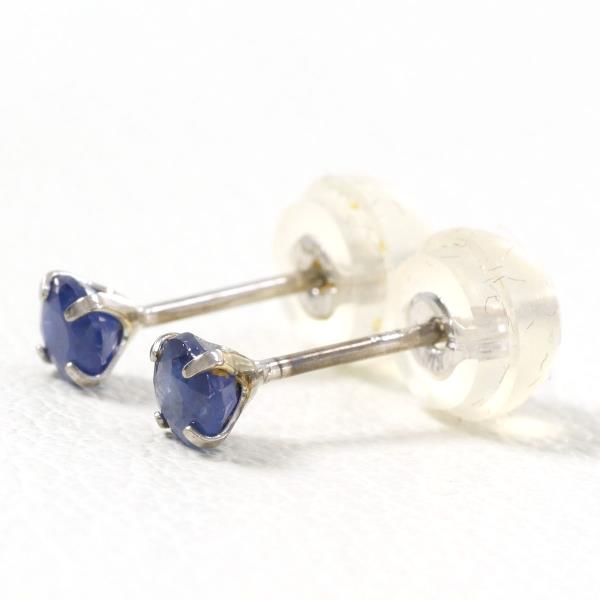 K10 White Gold Sapphire Earrings in Excellent Condition