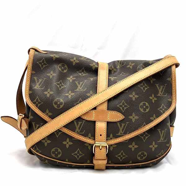 Louis Vuitton Monogram Saumur 30 Shoulder Bag in Good Condition